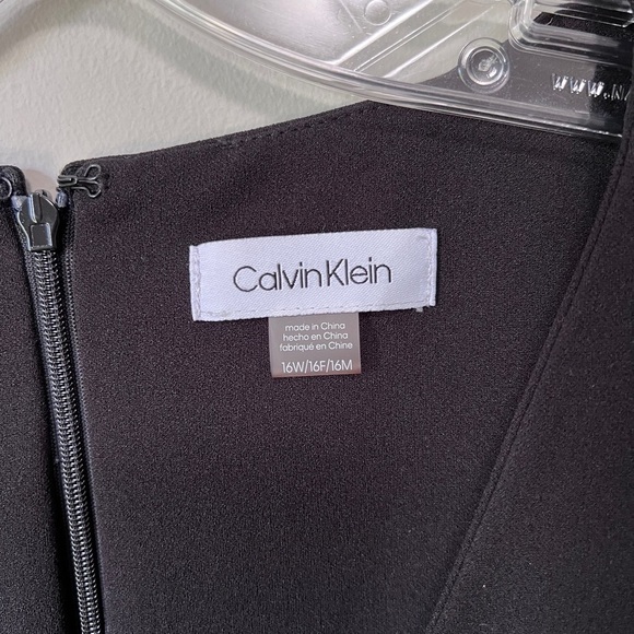 Calvin Klein V-Neck Jeweled Wasted Sleeveless Jump Suit - Picture 2 of 5